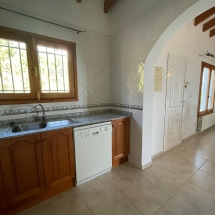 6f4f3e1a-3c18-484b-b043-05514c5bdc2a